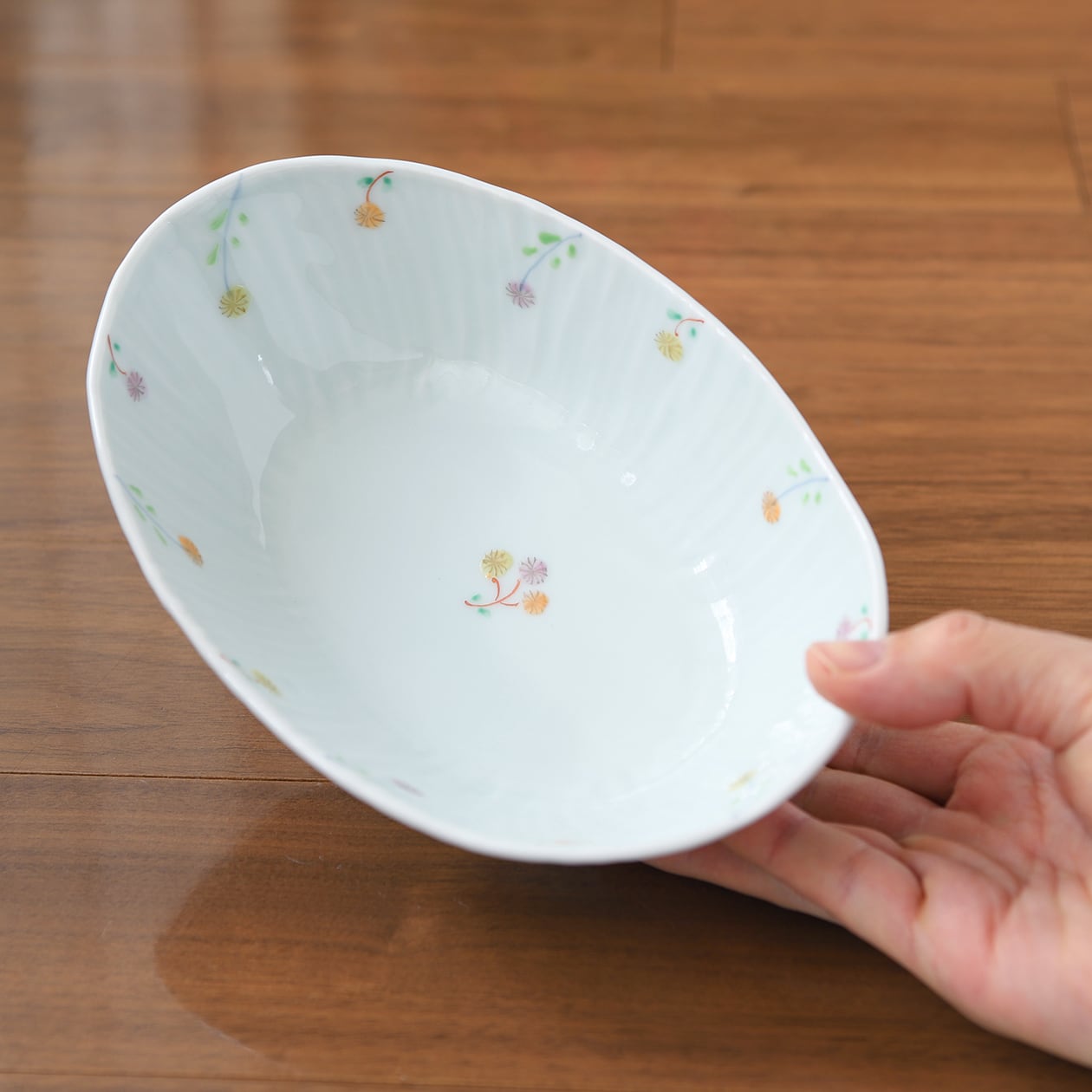 うつわ藍水 ｜ 楕円鉢 丸小花（2色）No,1 水色 / No,2 オレンジ