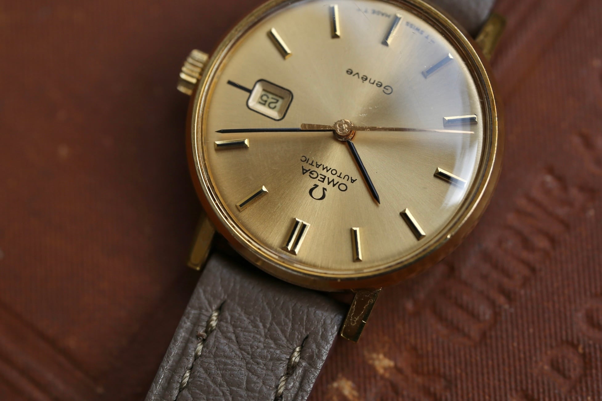 OMEGA】 1971年製 オメガ ジュネーブ デイト レディースモデル