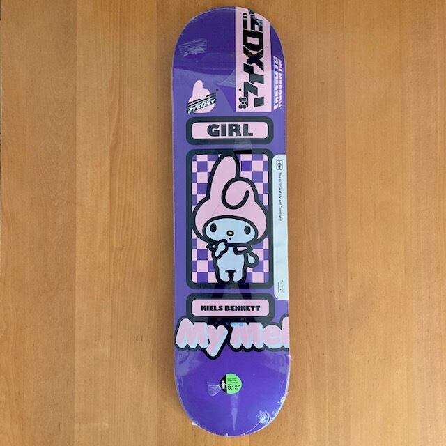 Girl x Sanrio Tokyo Speed Bennett Deck 8.125 x 31.625インチ
