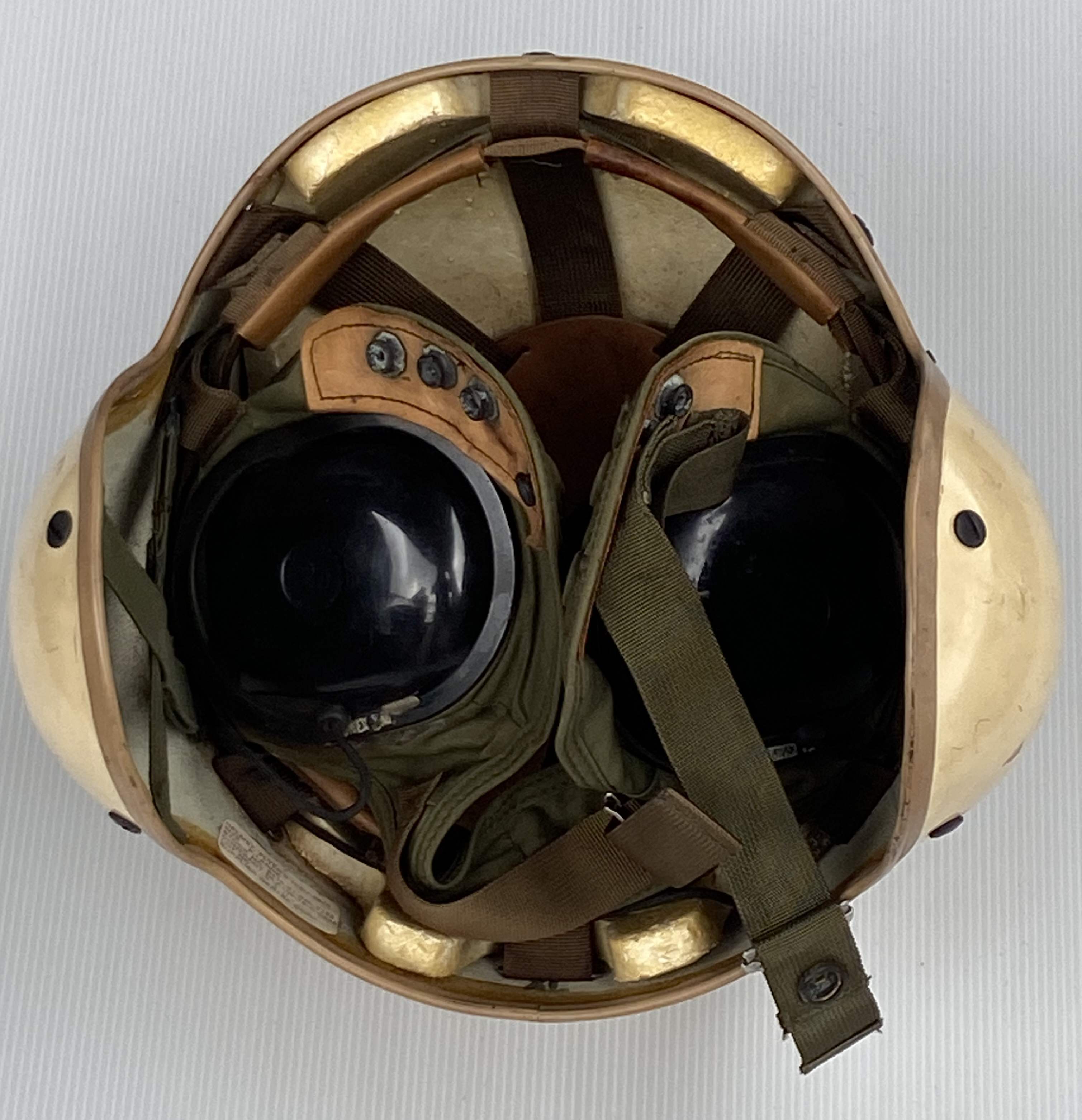 USED：米軍放出品 ヘリコプターパイロット・ヘルメット(A0209) | mirisapo