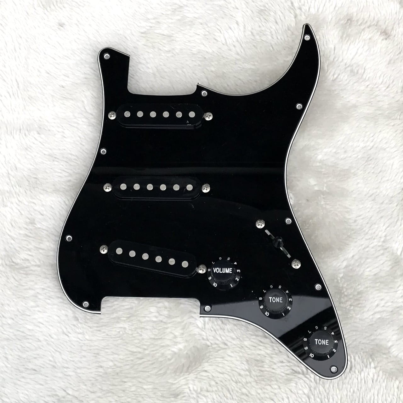 アッセンブリーセット ストラトキャスタータイプ SSS BLK | MUSICSHOP BOB
