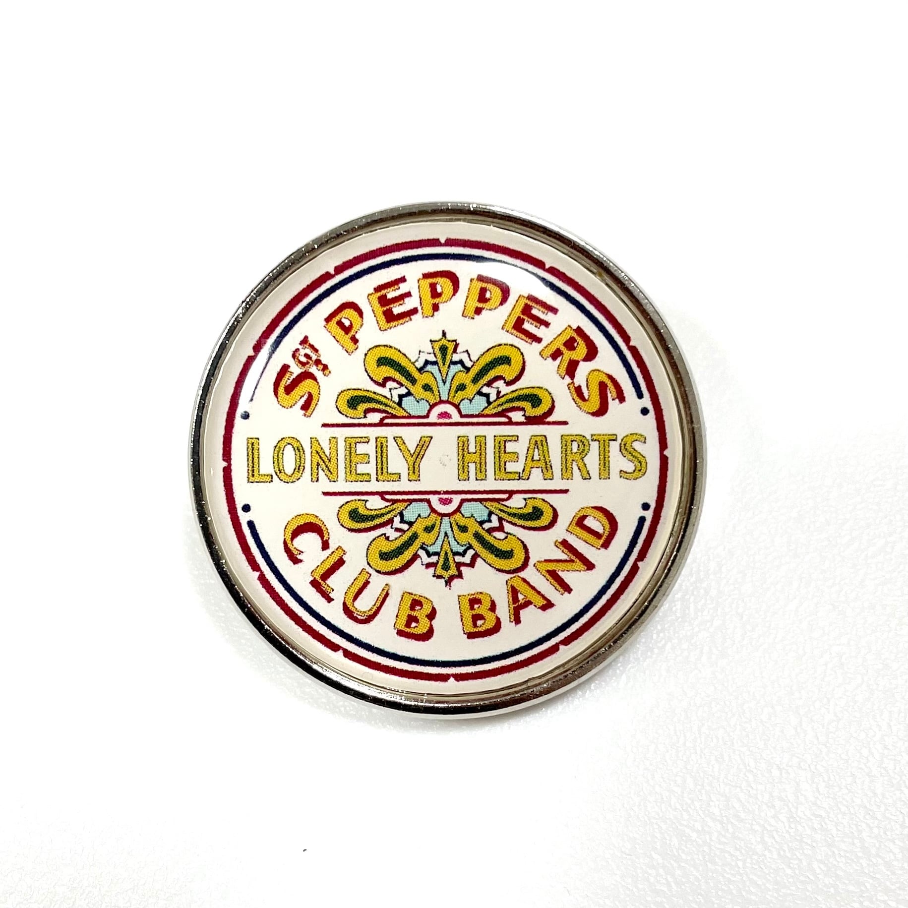 Sgt. Pepper's Lonely Hearts Club Band ビートルズ ピンバッジ The