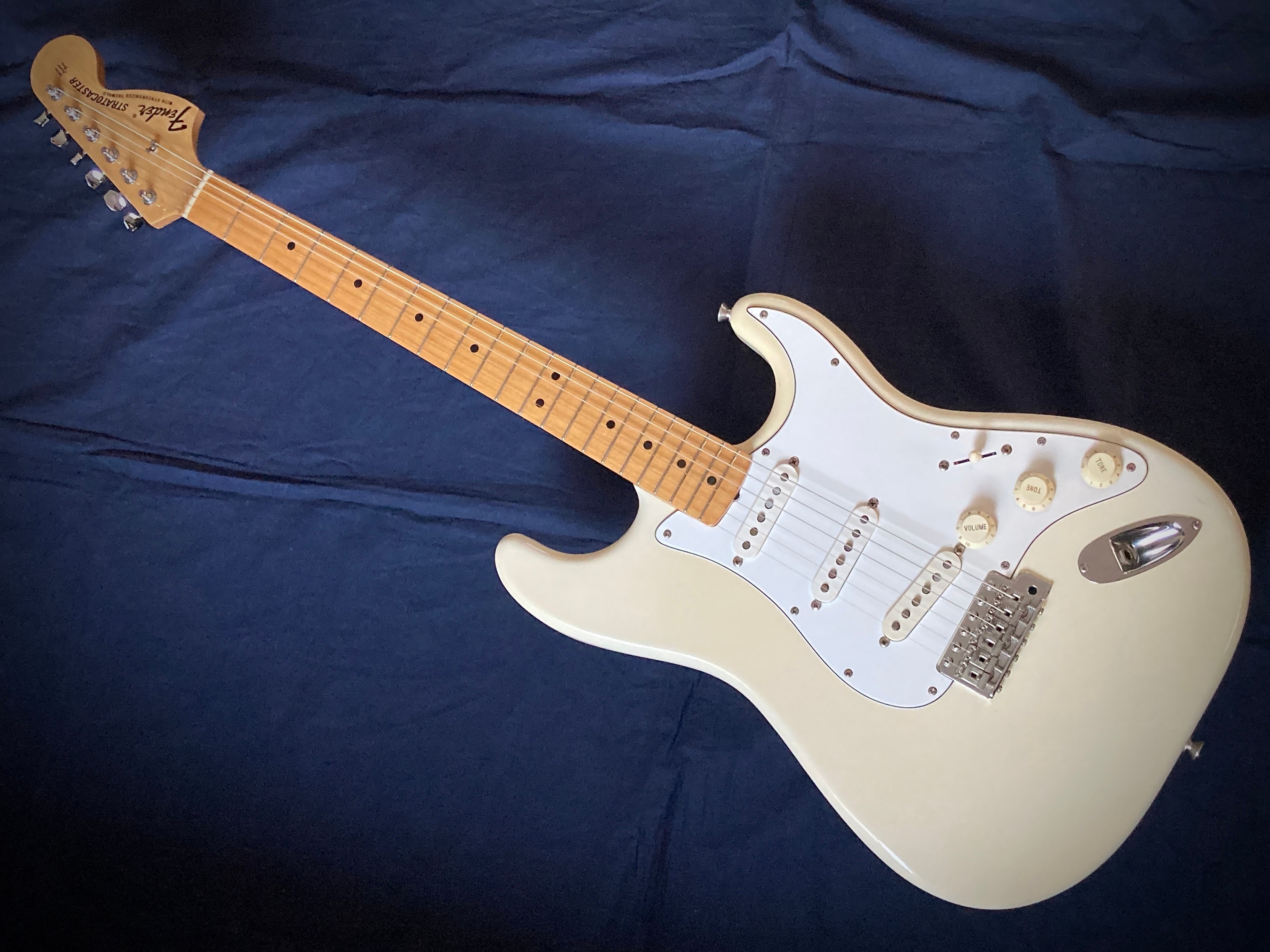 Fender JAPAN Custom Edition ST68-120SPL VWH 1993 1969 Jimi