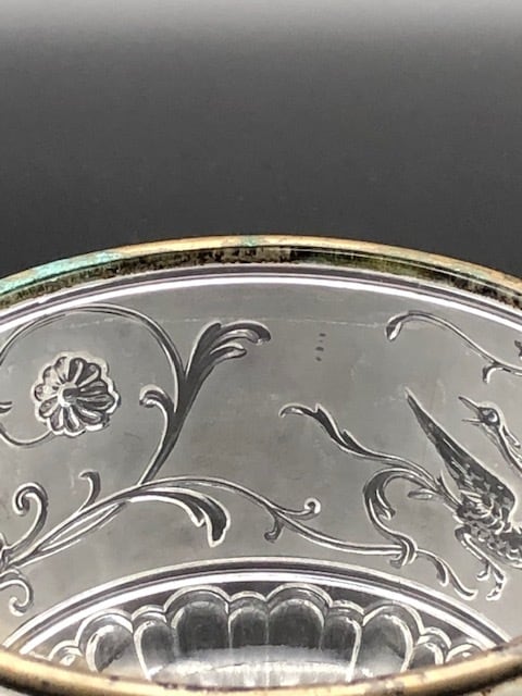 オールドバカラ ジャポニズム 鳳凰デザインのクリスタル 花器