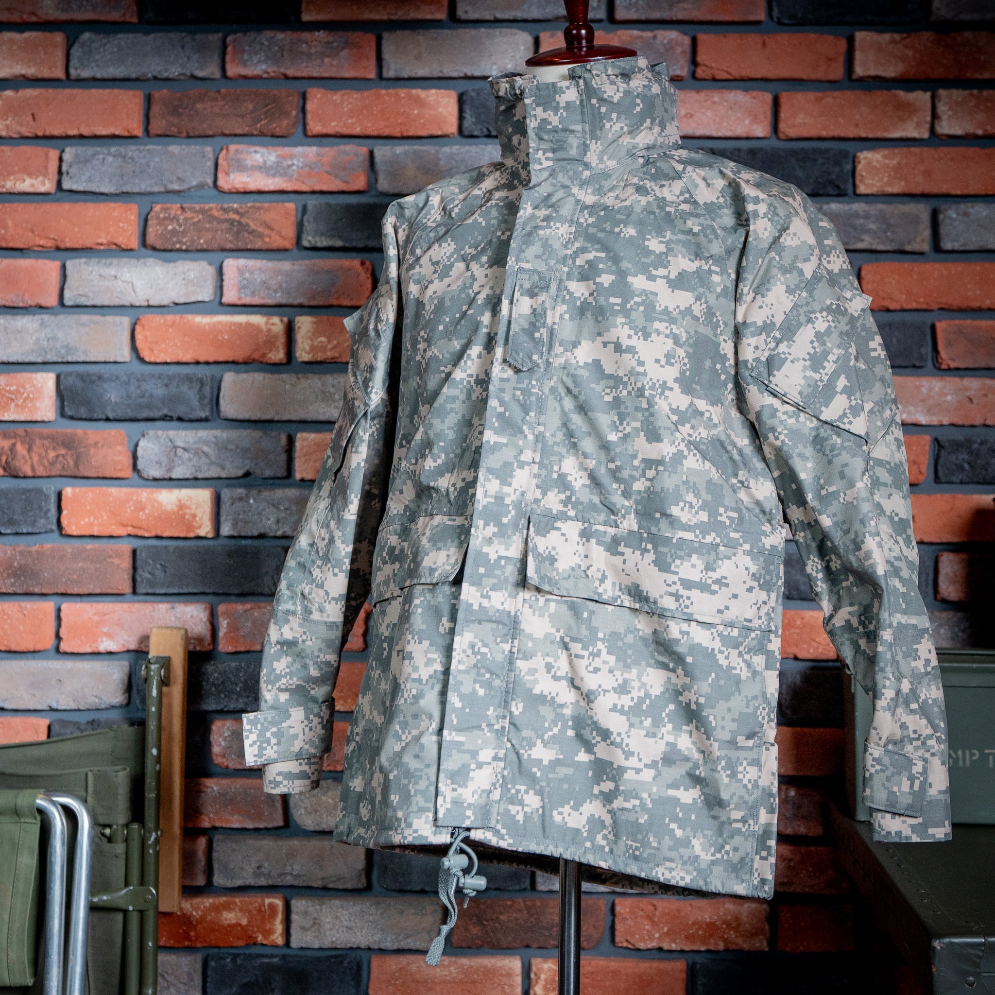 DEADSTOCK】U.S.Army ECWCS Gen2 ACU GORE-TEX PARKA 米軍 実物 エク