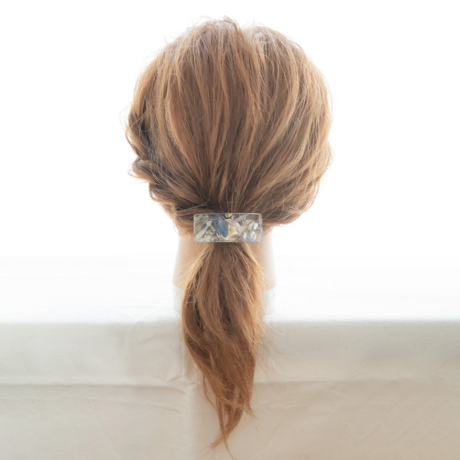 一点もの 】ドライフラワーモチーフのレジンポニーフック（ヘアカフス