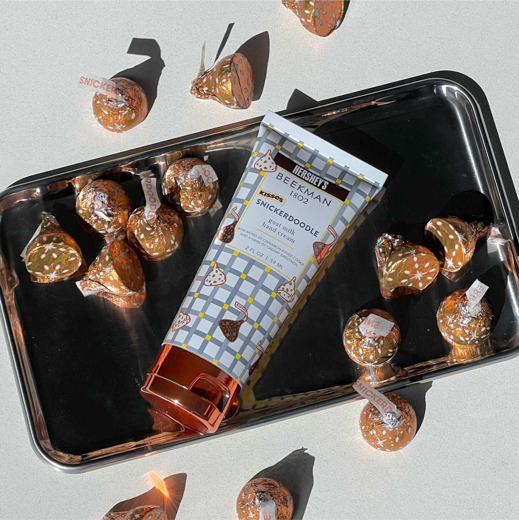 Limited-Edition Beekman 1802 x HERSHEY'S KISSES Snickerdoodle Hand Cre