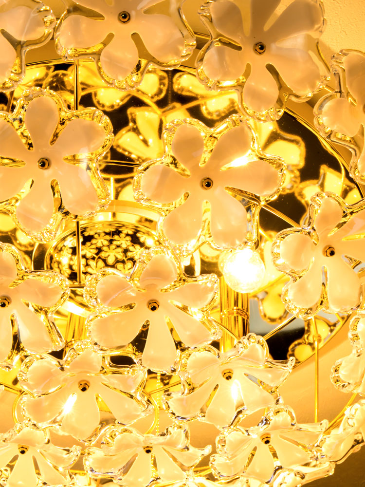 照明 シーリングライト 5灯 お花 の シャンデリア ブルーム ライト LED