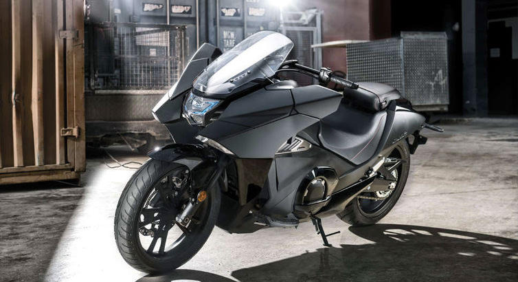 アキラバイクという非常識NM4-01/02(RC82) -since 2014- - バイクの系譜
