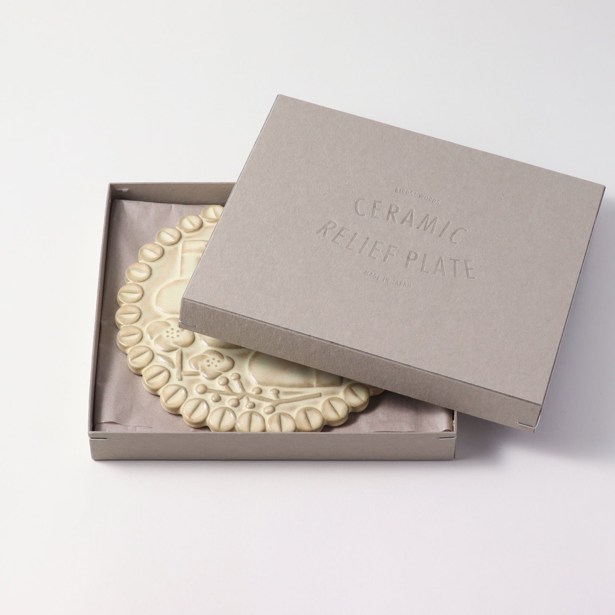 CERAMIC RELIEF PLATE / CIRCLE – BIRDS' WORDS