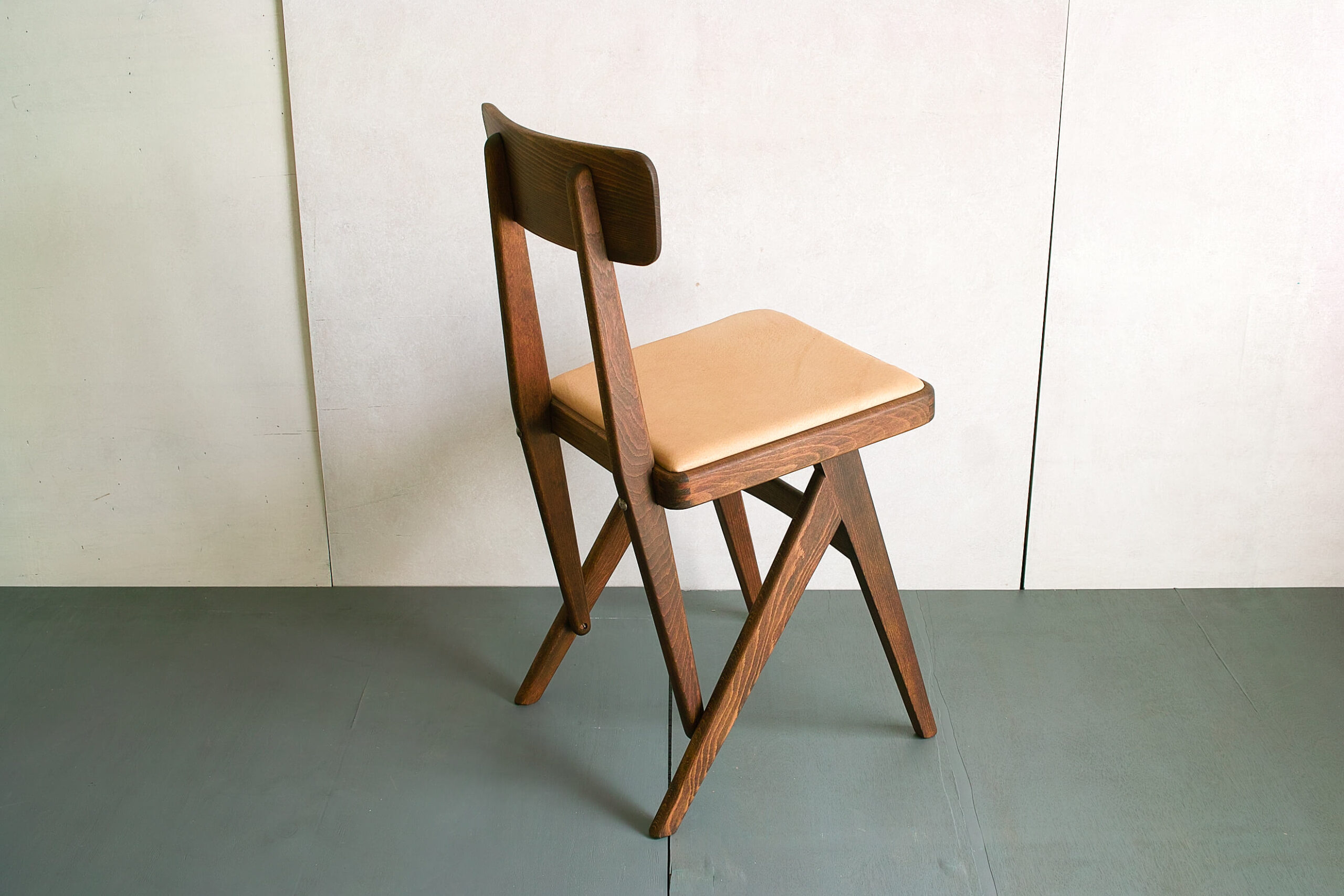 No.7496/7497「ヴィンテージデルタチェア：マルニ木工」SOLD | ボルト