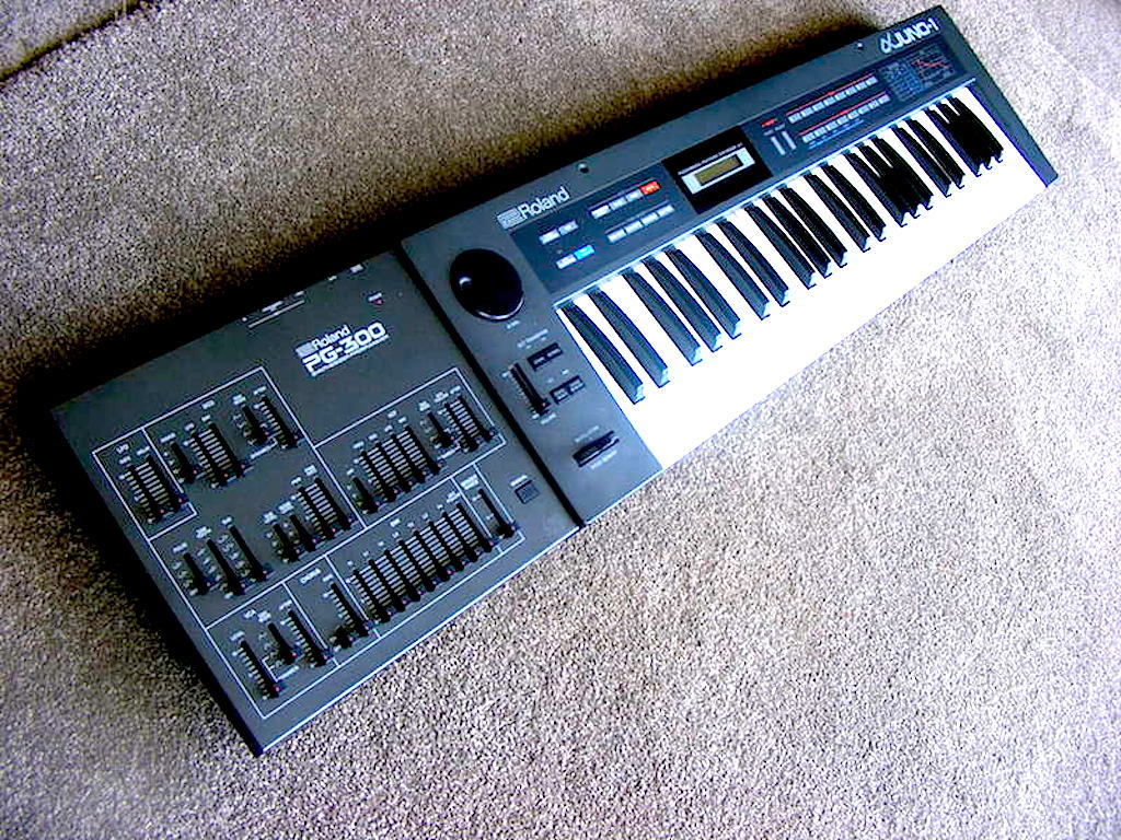 MATRIXSYNTH: ROLAND JUNO 1 + PG 300 PROGRAMMER