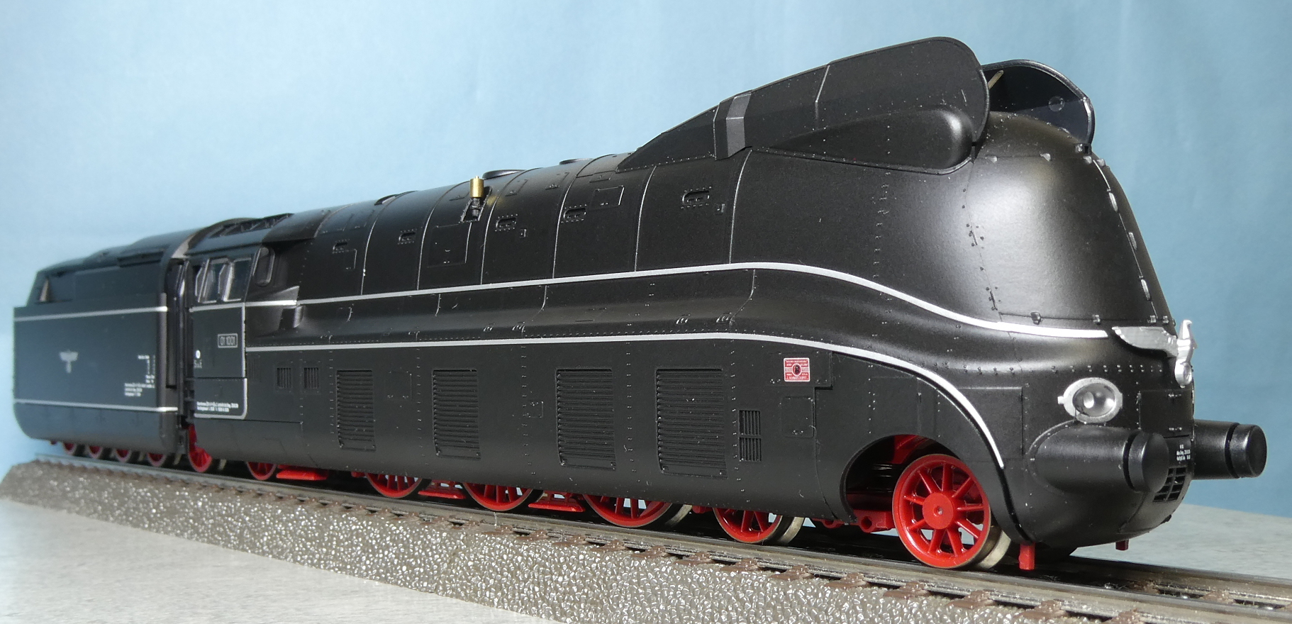 鉄道模型 ドイツ国鉄 DRG 急行用テンダ式蒸気機関車 BR 01.10 1001号機