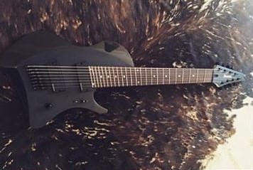 Gear Otaku: Tosin Abasi が新シグネチャーモデルのプロトタイプを公開