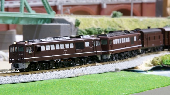 KATO スハ32系 中央本線普通列車 7両セット - ビスタ模型鉄道