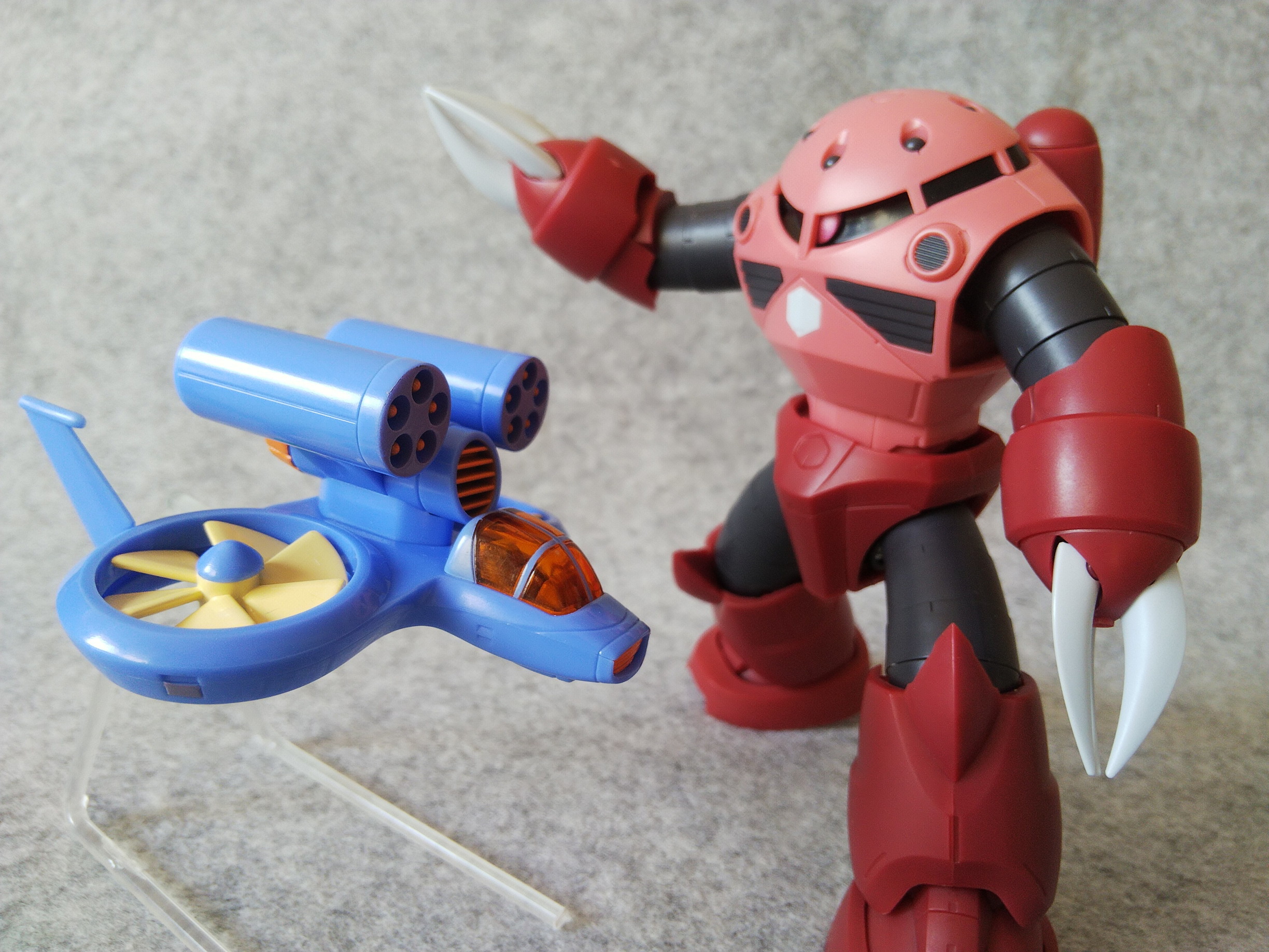 ファンファン 可動戦士 1/144 | 手先が武器