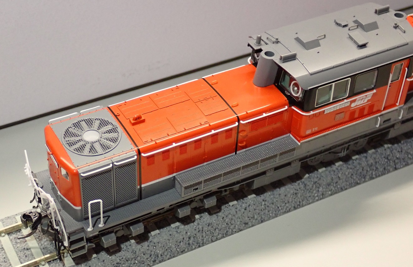 tomix HO DD51-1000形ディーゼル機関車(寒地型) 入線 | 川崎駅
