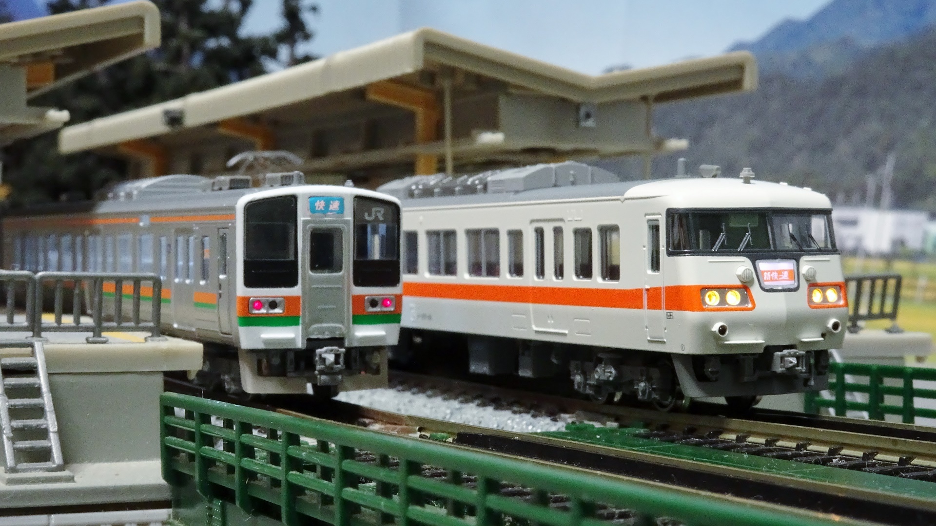 100F 211系0番台(JR東海仕様) ―久しぶりに室内灯を搭載 - ビスタ模型