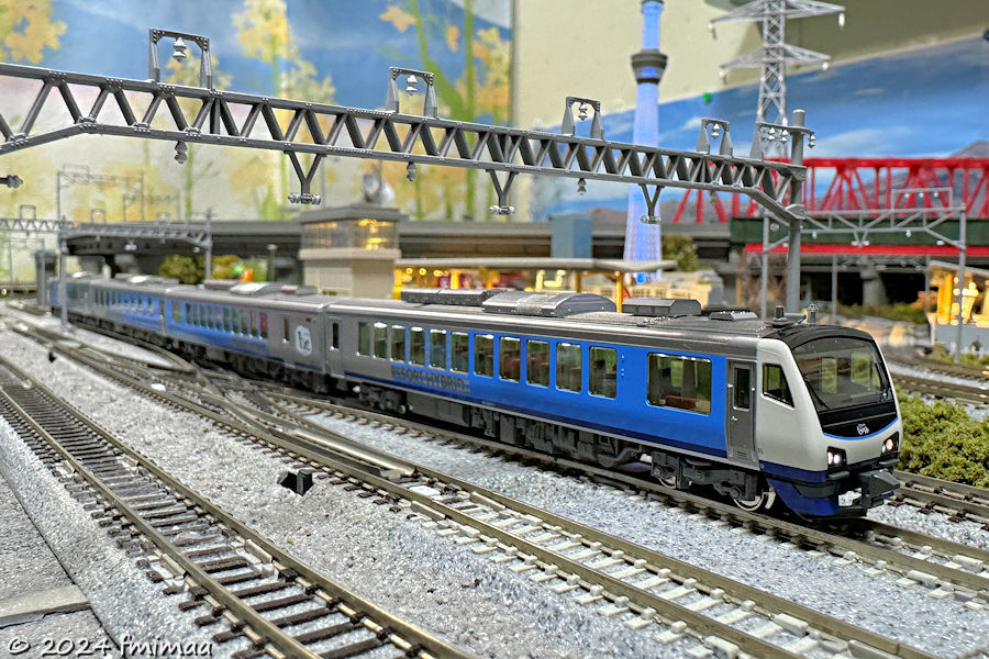 HB-E300系 リゾートしらかみ青池編成 入線整備 その2 - ナマケモノ写真館