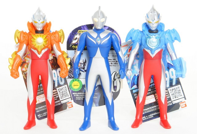 アクションフィギュアウルトラマンアークメタリックカラー&サトゥルー