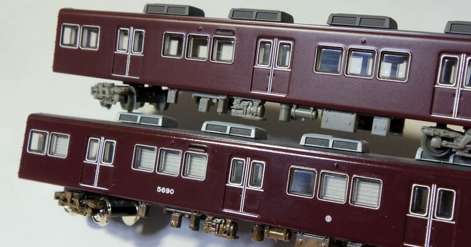 ツヤあり万歳！光沢クリアを吹いた鉄コレ阪急電車の美しさにホレた