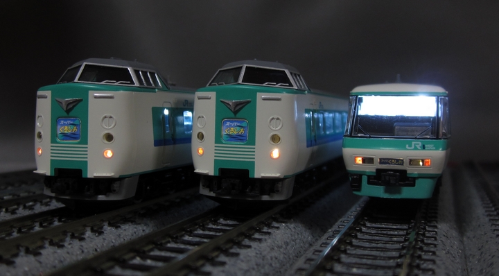 TOMIX JR 381系「くろしお」入線: 仏間鉄道