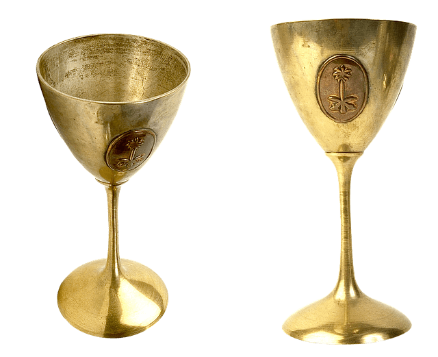 24KGPの金杯、売れる？金メッキの買取価格と本当の価値を解説