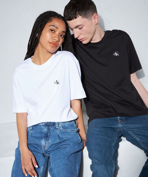 WEB限定】ユニセックス CK ロゴ リラックスフィット Tシャツ 2枚セット