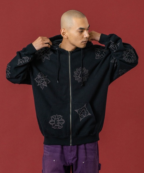 ALLOVER EMBROIDERY ZIP UP HOODED SWEATSHIRT（パーカー）｜XLARGE