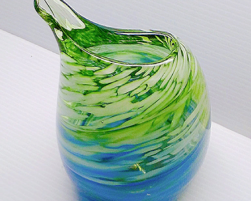 ひっぱり / 吹きガラス / ガラスの花瓶 / 青緑色 一輪挿し・花瓶・花器