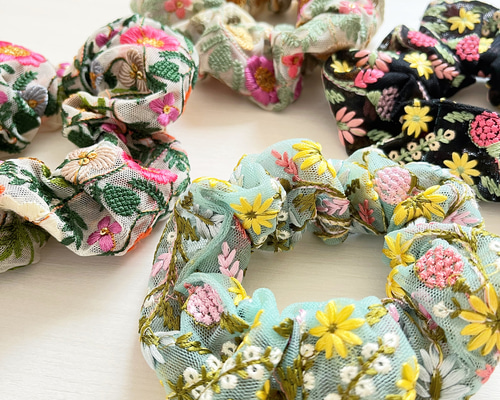 インド刺繍リボンで作ったシュシュ シュシュ TAMY'S FACTORY 通販