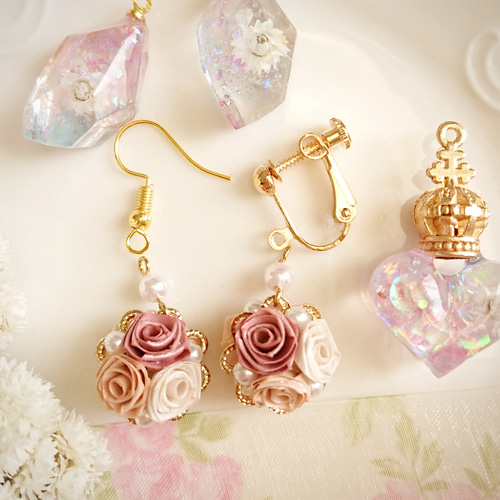 ピンクの薔薇とパールのピアス/イヤリング【ロザフィ】 イヤリング