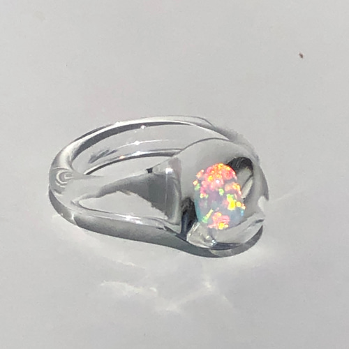 ガラスリング'opal'「秋の誕生石2025」耐熱ガラス、キラキラ、虹