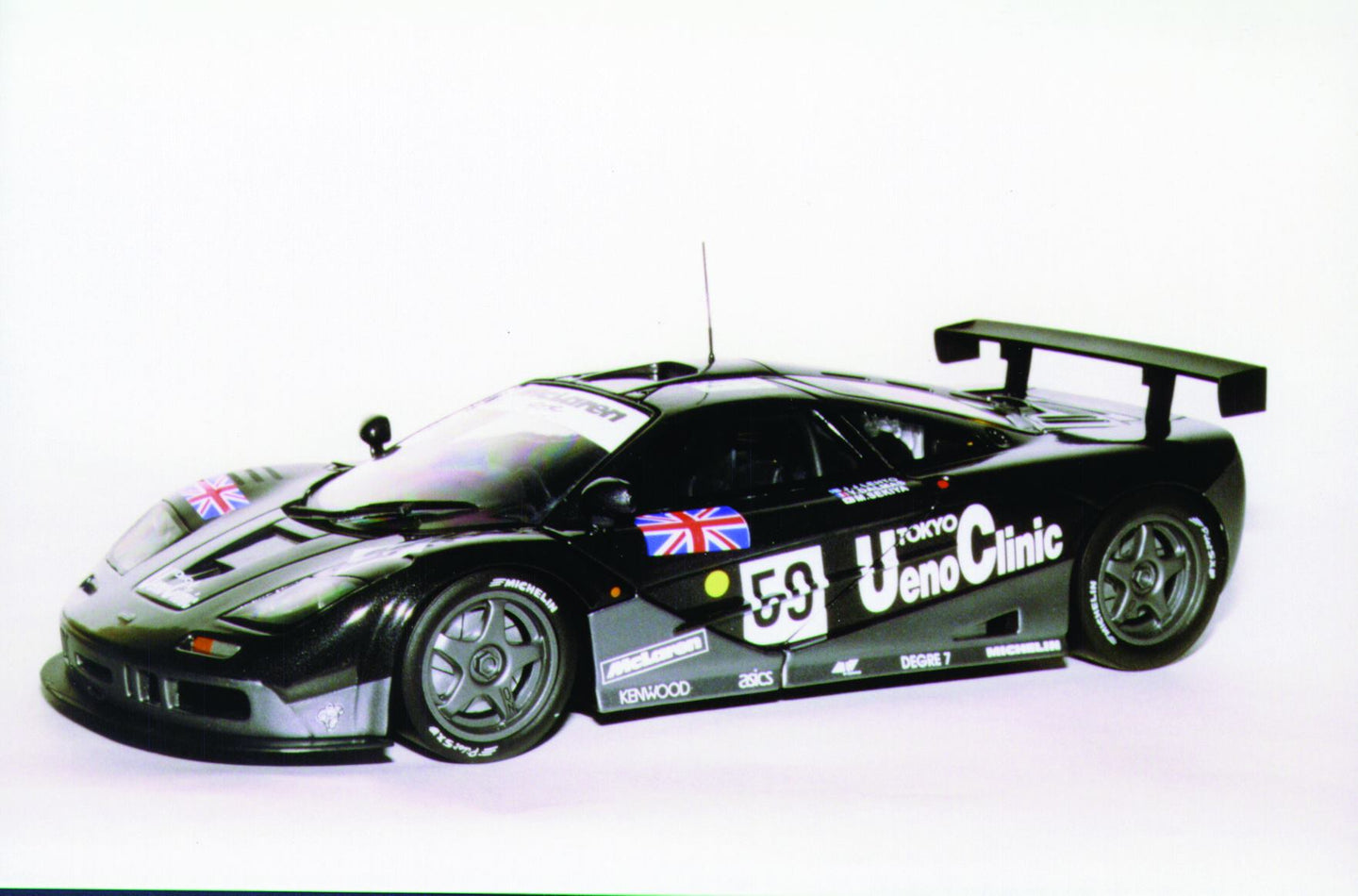 1:18 UT Models McLaren F1 GTR '95 #59 Lehto 'Ueno Clinic