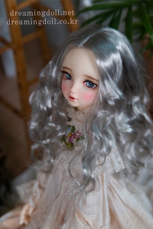 Little elva - DreamingDoll
