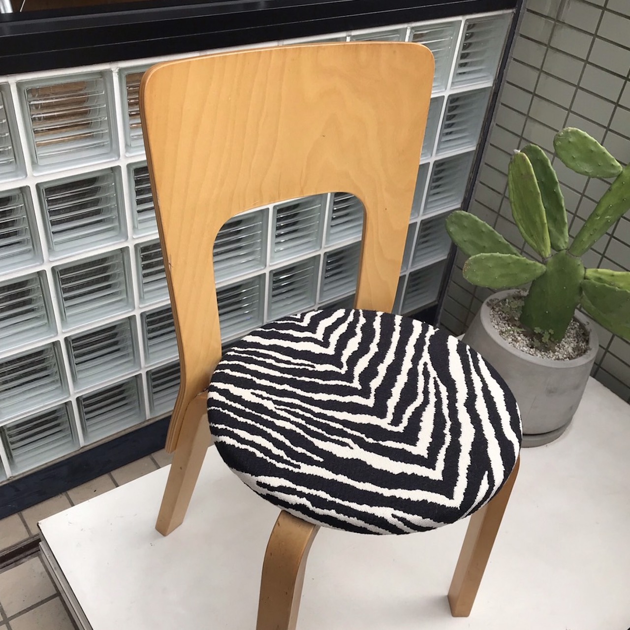 アルテックchair66の張替事例 - case study shop