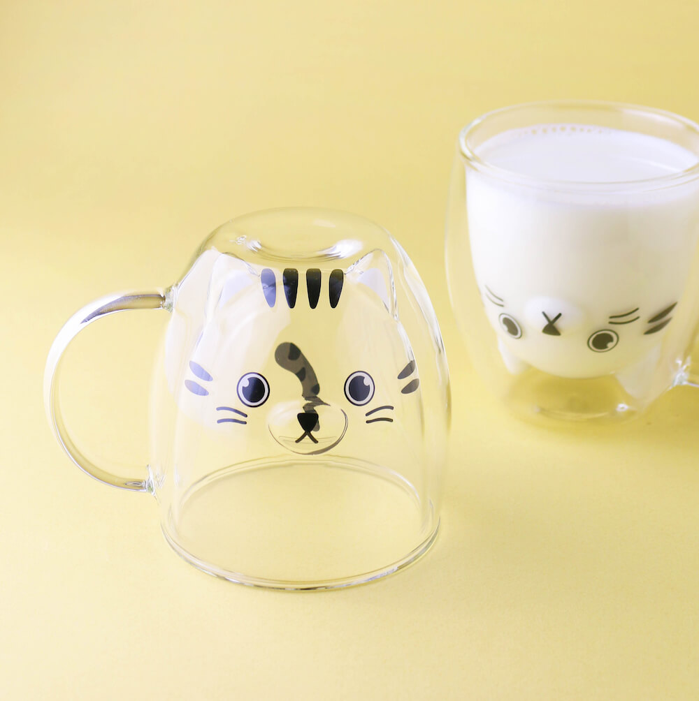 キジトラや茶トラも楽しめる♪ 飲み物を注ぐと「トラねこ」が浮かび