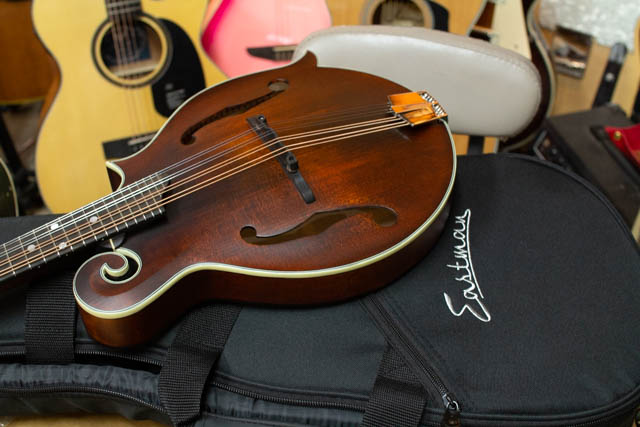Eastman MD-315 with PU アンプに繋げる マンドリン イーストマン