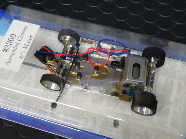 PLAFIT 1/32 スロットカーシャシー 3300PB☆汎用 完成シャシー【3mm