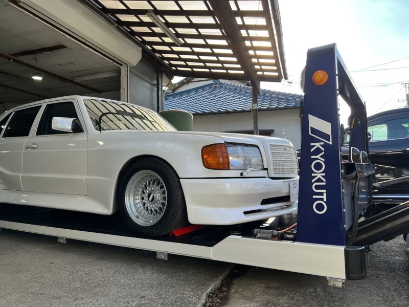 R129 SLケーニッヒ ついに鈑金終了 – カーギークス！