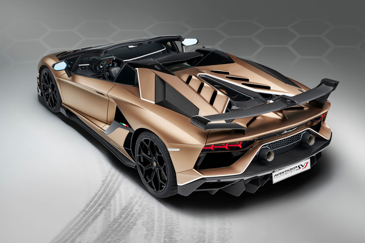 ランボ最強のアヴェンタドール、「SVJ」にオープン仕様が登場 - LE