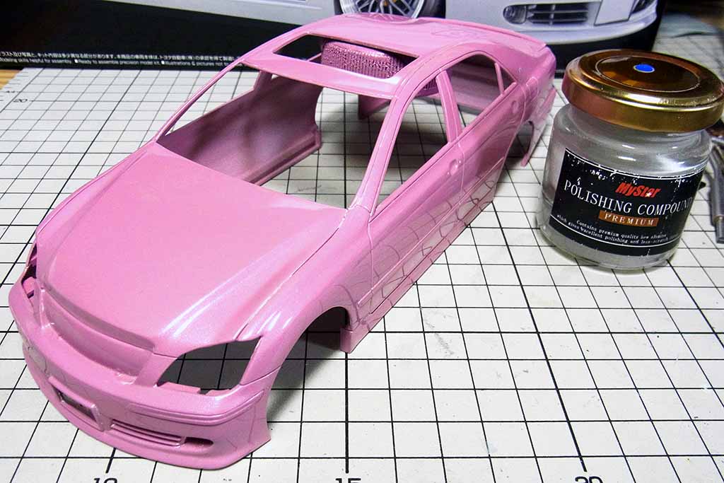 ピンクで品良いVIPカーを目指して！アオシマ製プラモ「モード