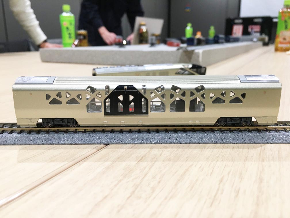 KATO 10-1447 E001形《 TRAIN SUITE 四季島 》10両セット【特別企画品