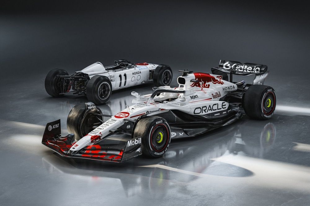 あや】1/43レッドブル2025 角田日の丸カラー鈴鹿サーキットバージョ