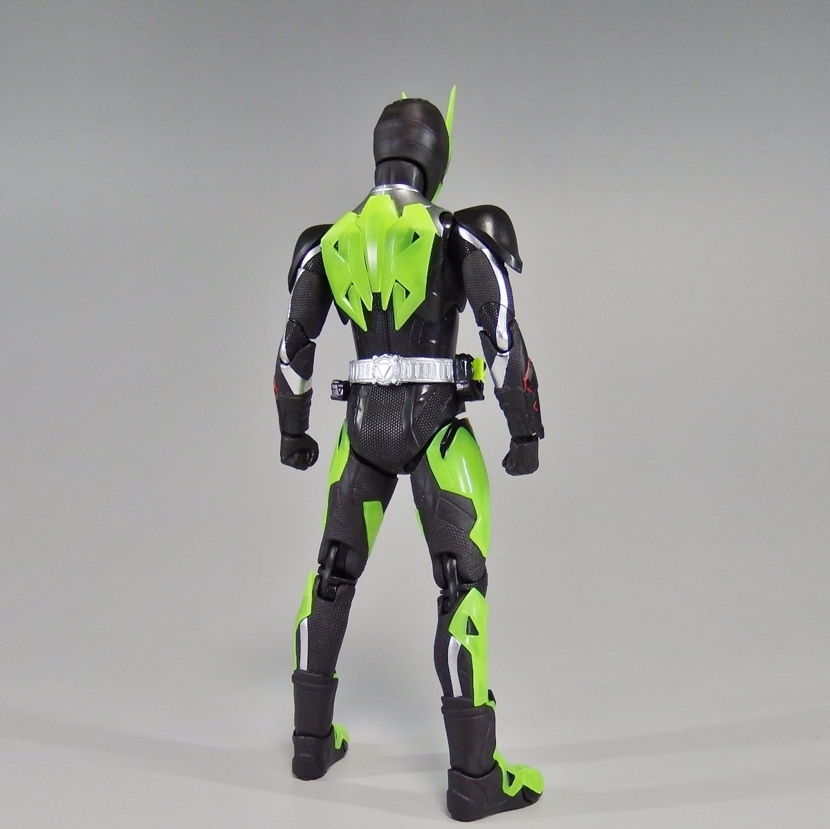一番くじS.H.Figuarts B賞 仮面ライダーゼロワン ライジングホッパー