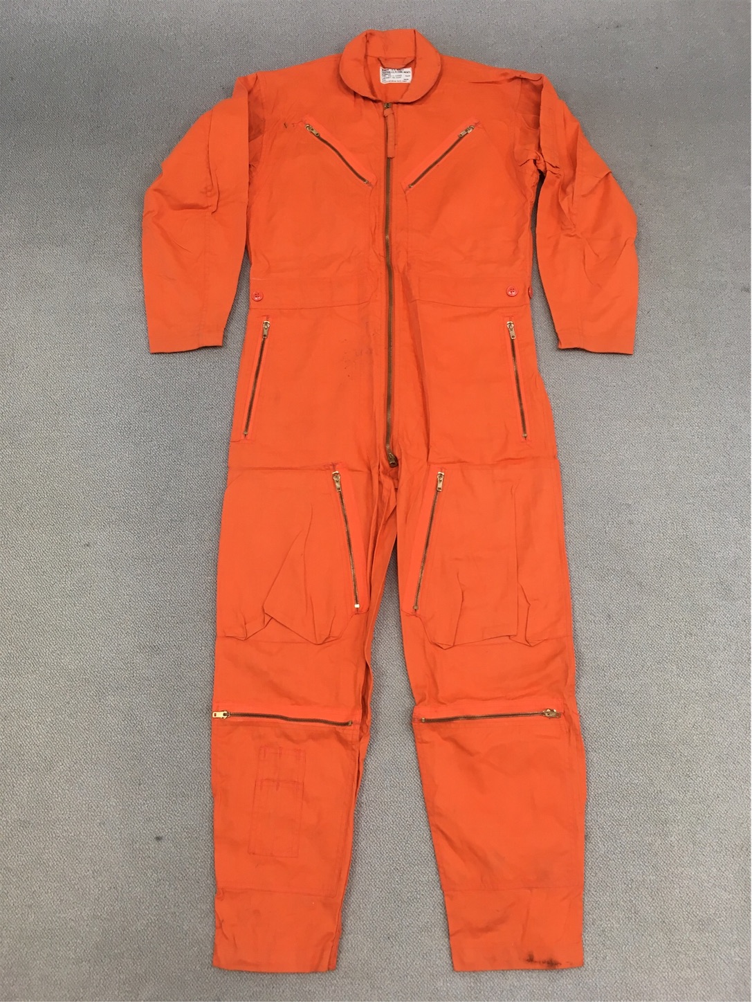 どこか懐かしい！【アメリカの軍服】海軍パイロットスーツ