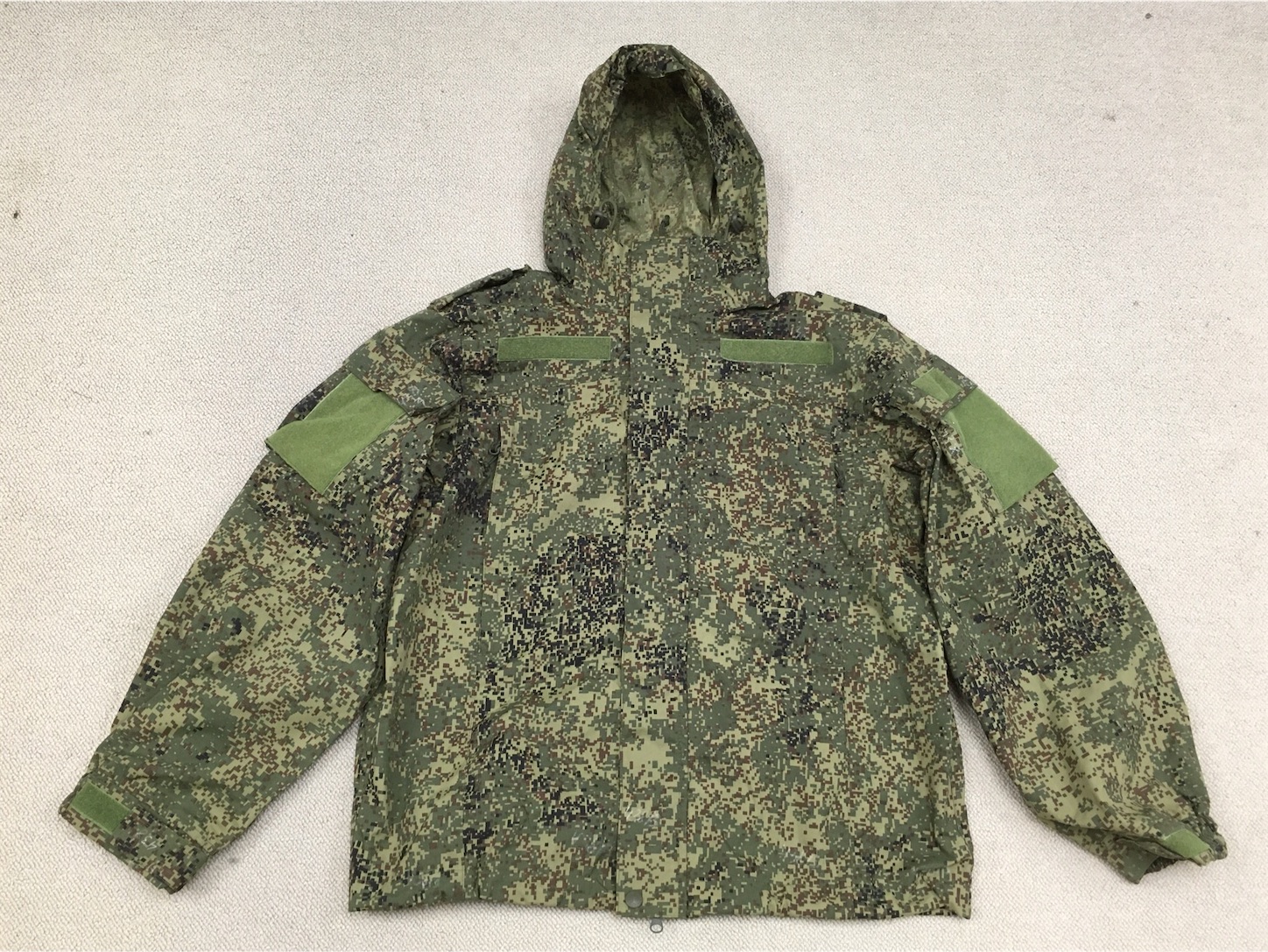 最新の雨衣です！【ロシアの軍服】陸軍迷彩レインスーツ（デジタル