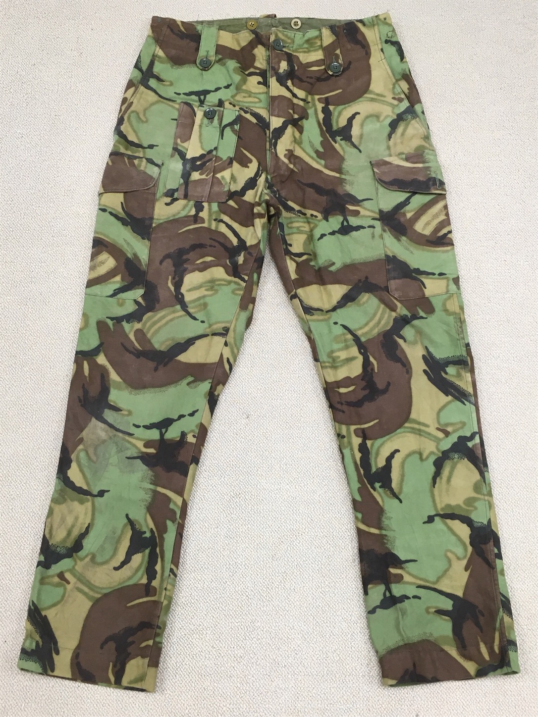 ライニング付きです！【イギリスの軍服】陸軍P68DPMトラウザース（初期
