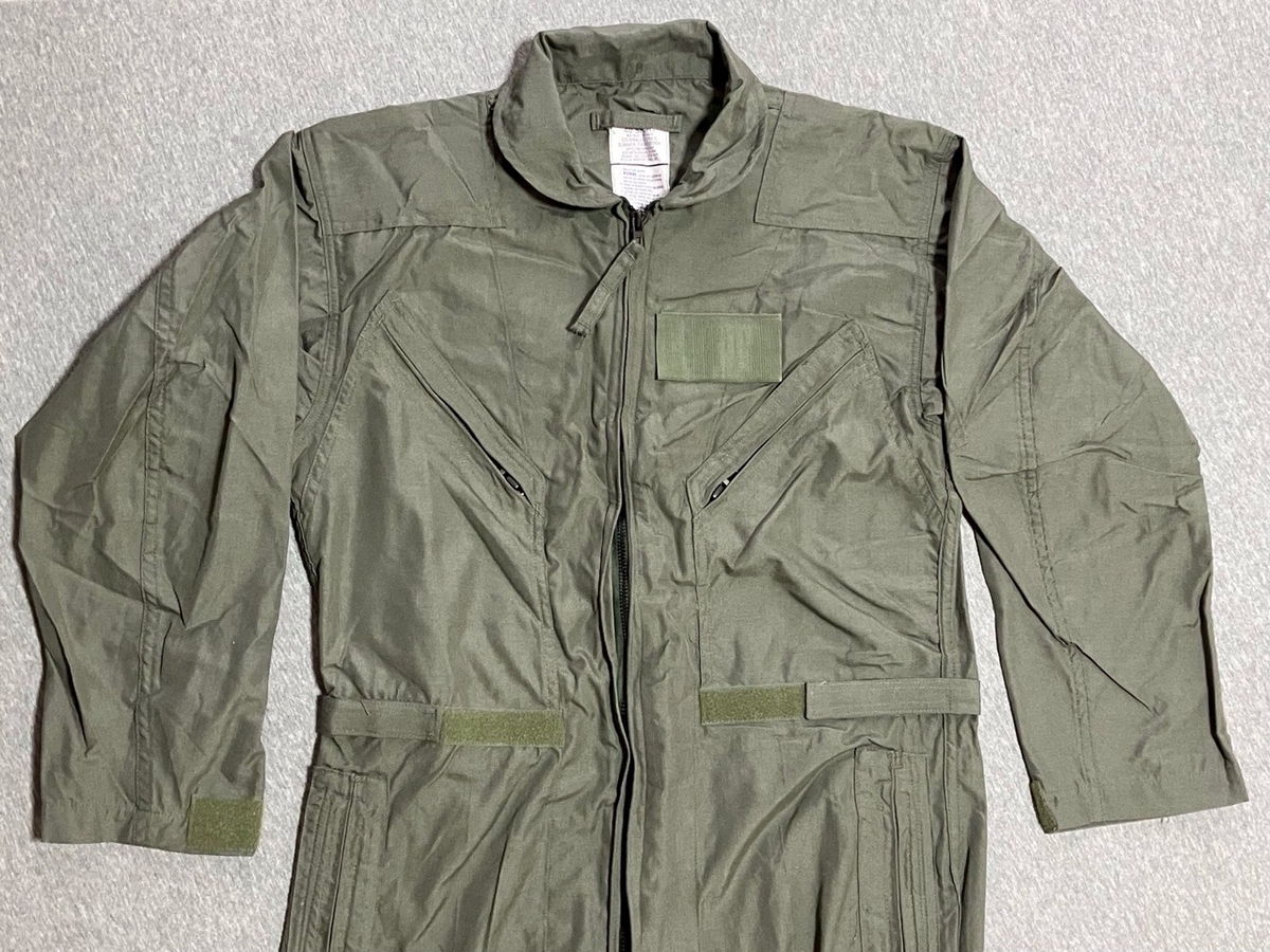 比較的新しいモデルです！【アメリカの軍服】パイロットスーツ