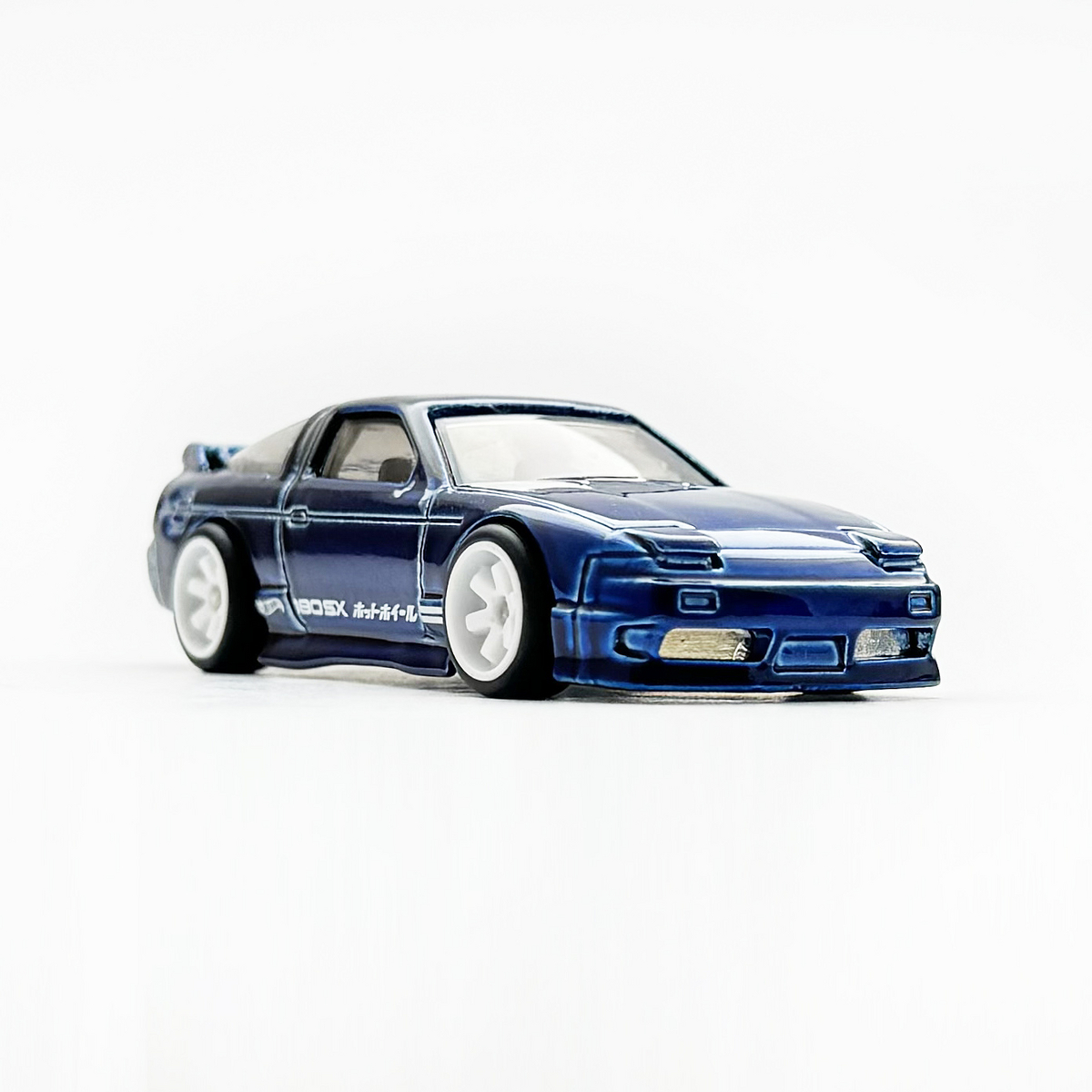 96 NISSAN 180SX TYPE X - 増えすぎたミニカーに愛を捧ぐ